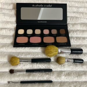 Bare Minerals Make Up Palette and 5 Brushes